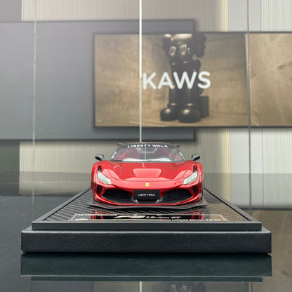 VIP 1/18 Ferrari F8 wide-body modified version simulation car model ornament gift