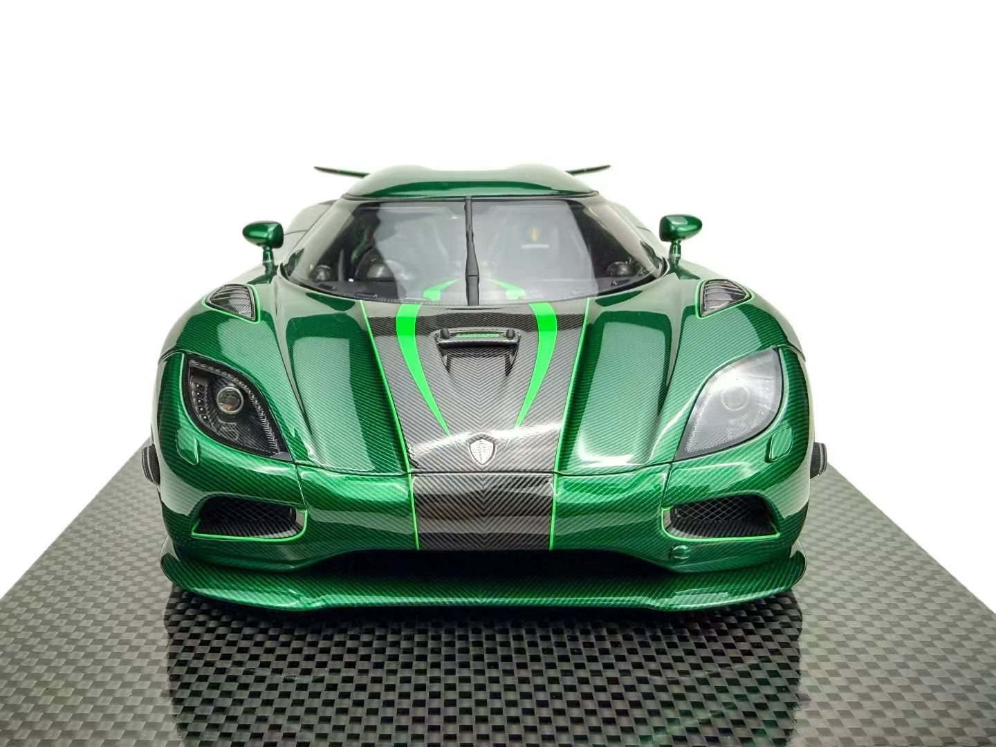 Frontiart 1/18 Fully Opening Koenigsegg Agera S (Green Carbon) — Limited to 50 Units Worldwide