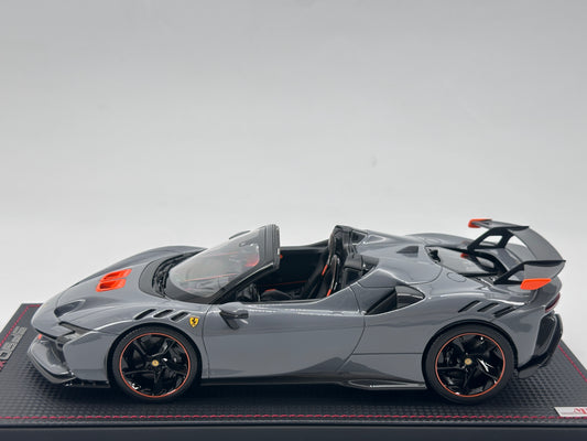 MR 1/18 Ferrari SF90 XX Stradale Nardò Gray Limited Edition Car Model FE042SE2