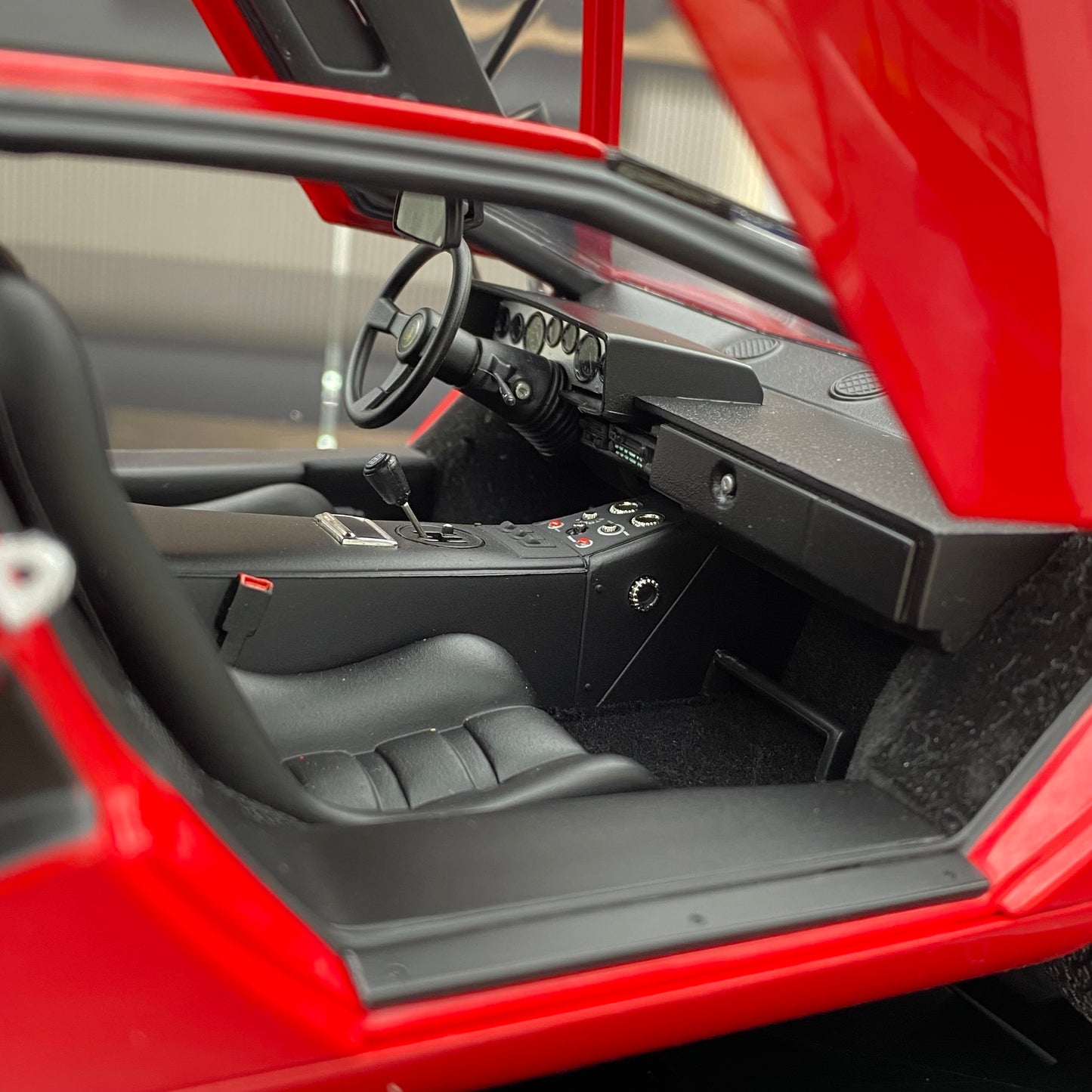 Lamborghini Countach LP400 rojo, modelo de coche de aleación Kyosho a escala 1/12
