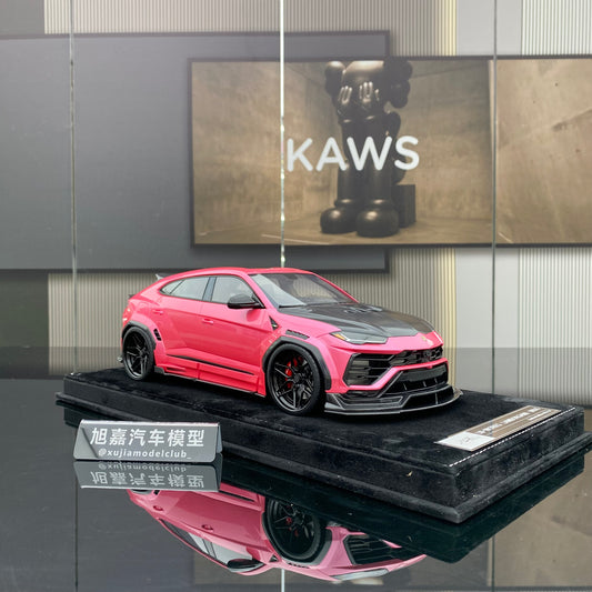 IVY 1/18 Lamborghini URUS modified car model ornament collection