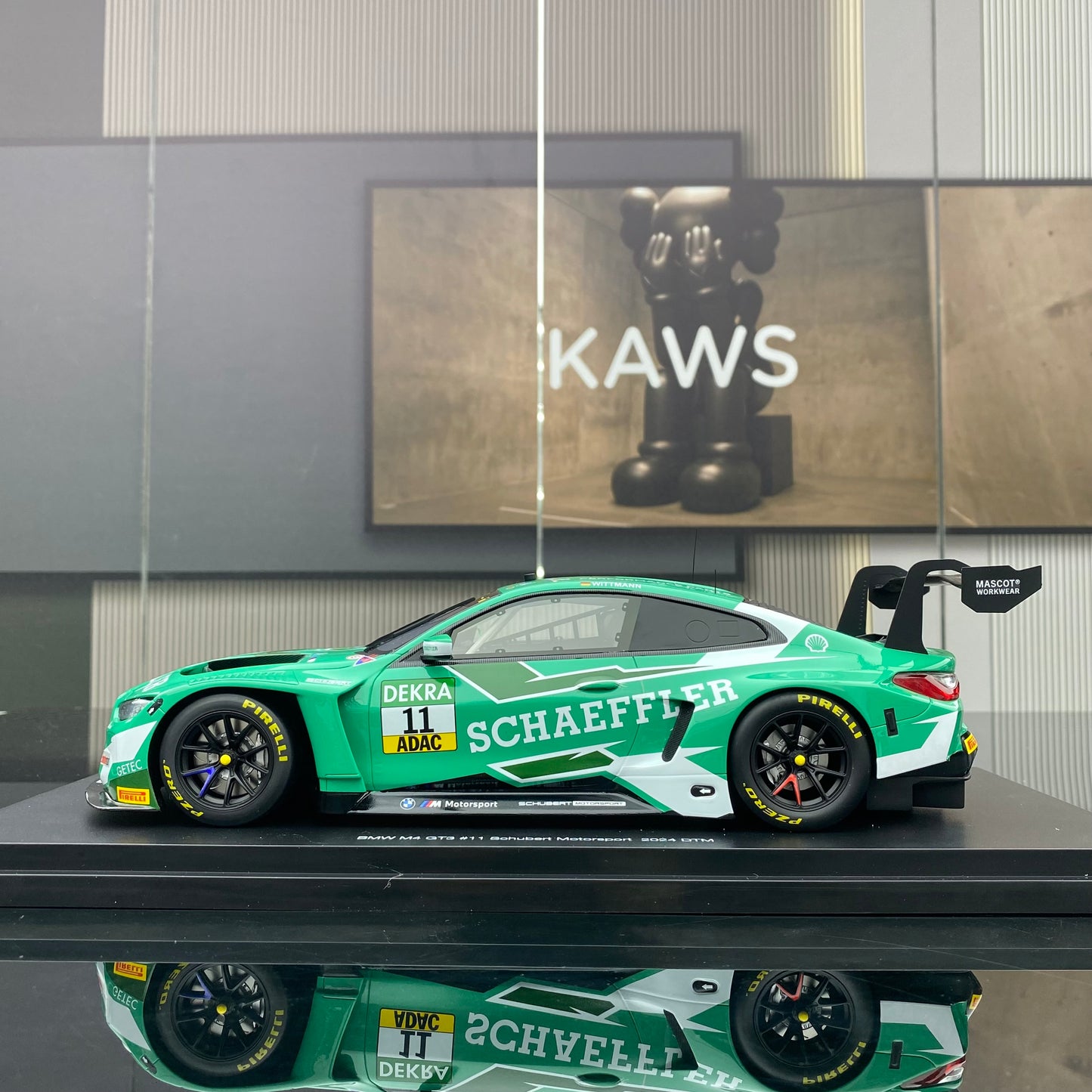 Topspeed 1/18 BMW M4 GT3 #11 Motorsport DTM simulation car model ornaments