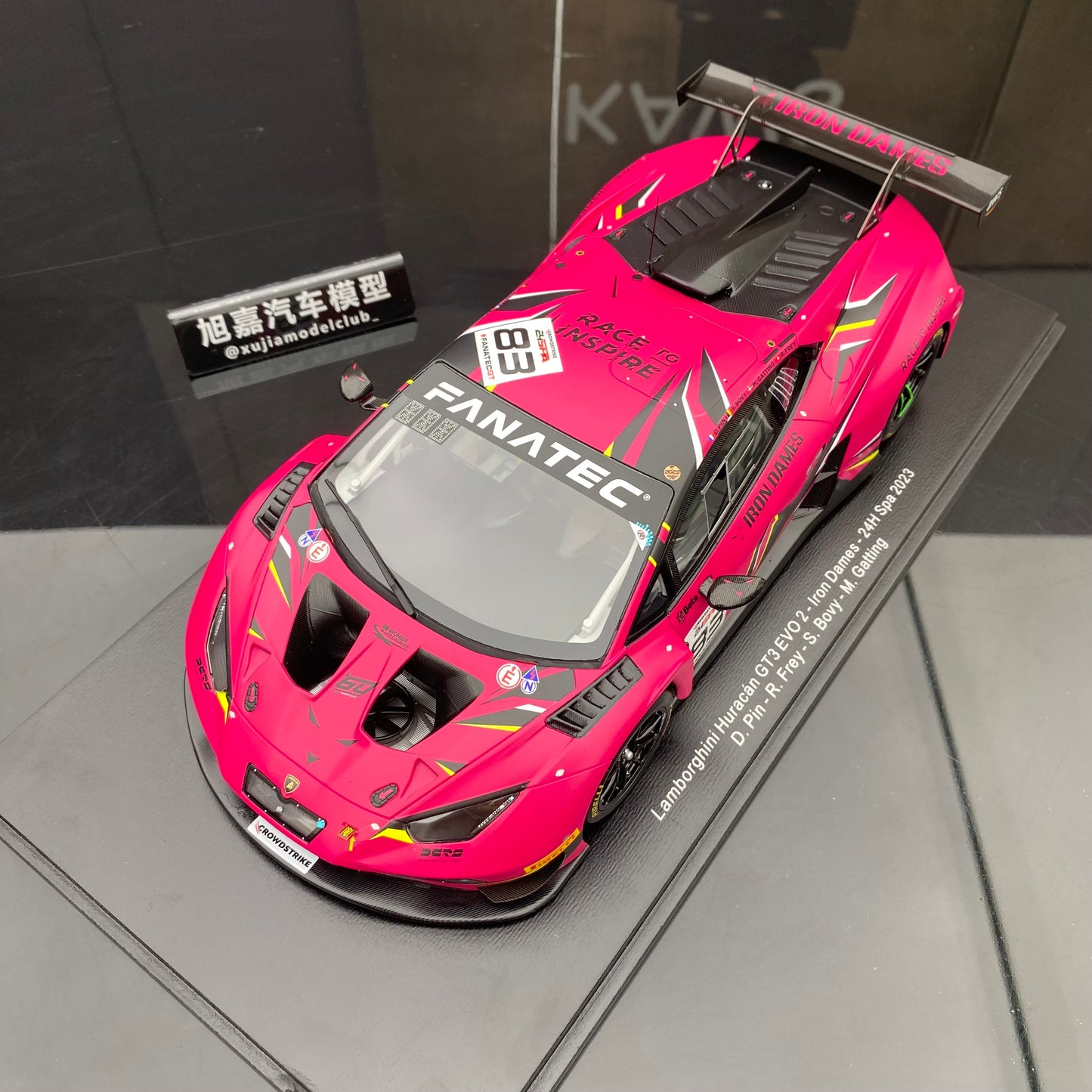 SPARK 1/18 Lamborghini Huracan GT3 EV02 Iron Dames Team 2023 Spa Endurance Race No. 83 Pink Simulation Car Model Ornament