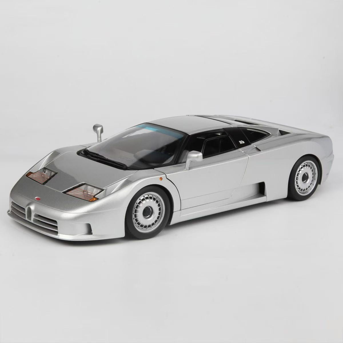 1:12 KK Bugatti EB110 1991
