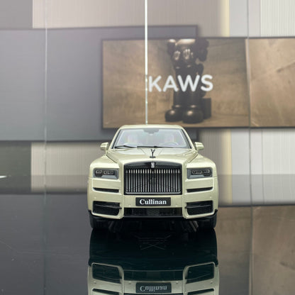 KENGFAI1/18 Rolls-Royce Cullinan alloy full version car model ornaments