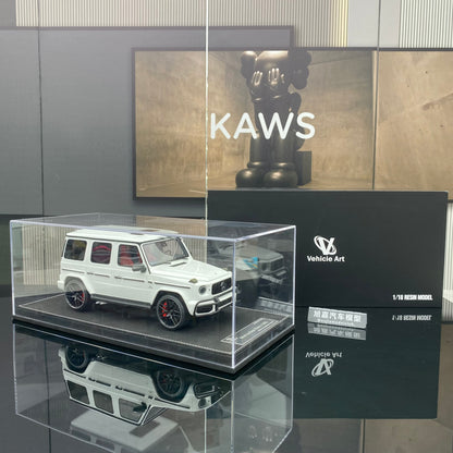 VEHICLE Art 1/18 Mercedes-Benz G63 White Limited Edition Car Model Ornament