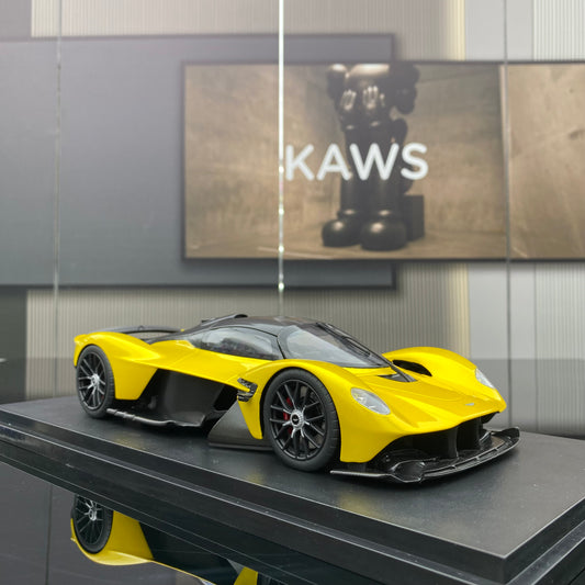 Topspeed 1/18 Aston Martin Valkyrie Sunburst simulation car model ornament