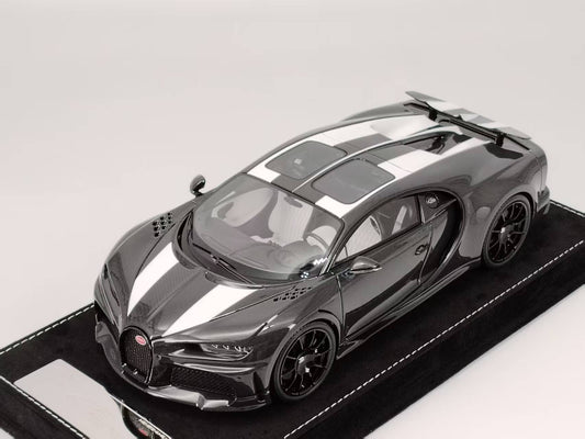 HH Model 1/18 Bugatti Chiron SS Black Carbon/White Stripes Resin Model HH467