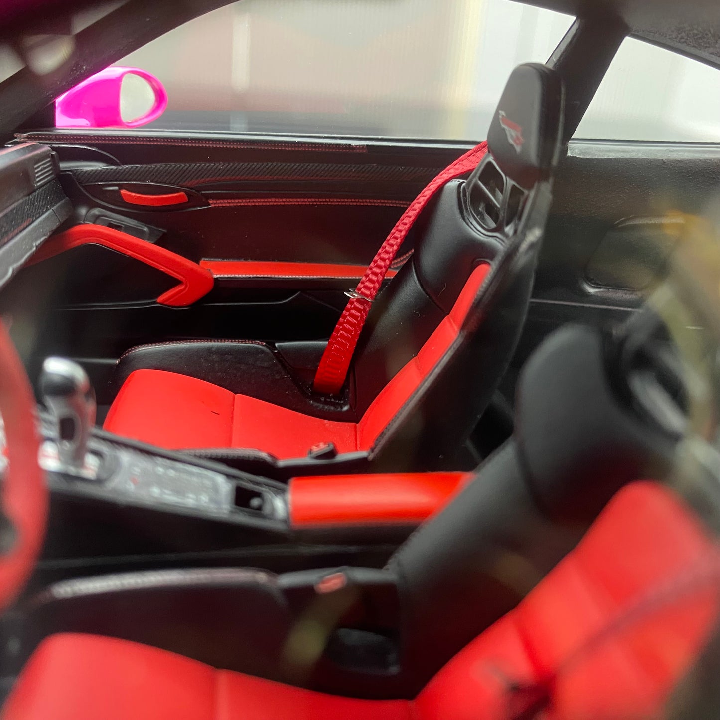 Vehículo Art1/18 Porsche 911 GT2RS Weissach Modelo de paquete
