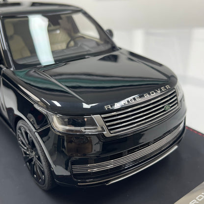 BBA MODEL 1/18 Land Rover Range Rover SVAutobiography Long Wheelbase — Gloss Black (Sealed Resin Model)