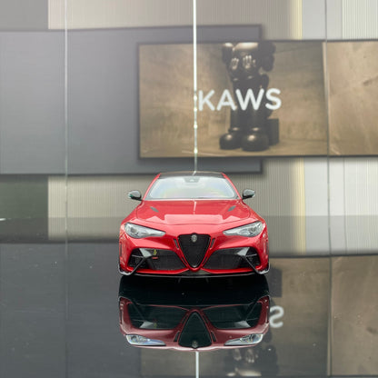 MOTORHELIX 1/18 MH Alfa Romeo Giulia GTAm alloy full car model ornaments