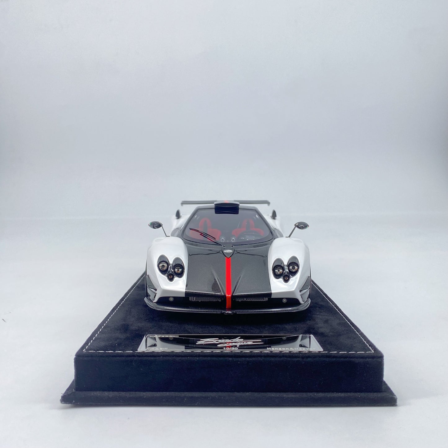 HH Model 1/18 Pagani Zonda Cinque Coupe Limited Edition Model Car