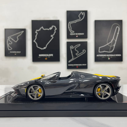 MR 1/18 Ferrari Icona Daytona SP3 Special Edition - Modena Yellow (FE036SE6)