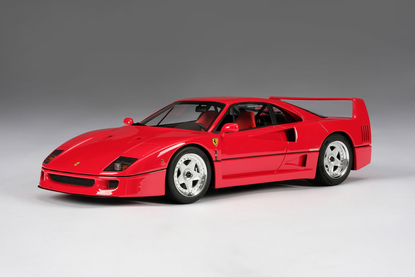 Amalgam 1/18 Ferrari F40 red simulation car model high-end collectible