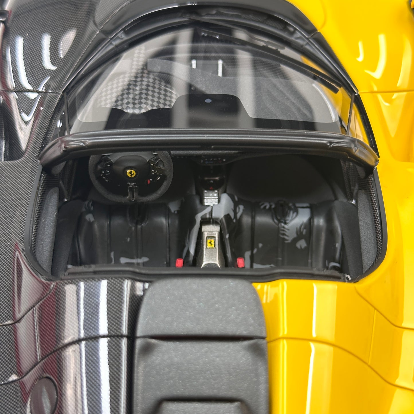 BBR 1/18 Ferrari SP3 Daytona 599+1 Spider - Open Roof Modena Yellow/Black Carbon Fiber P18214TMOCH