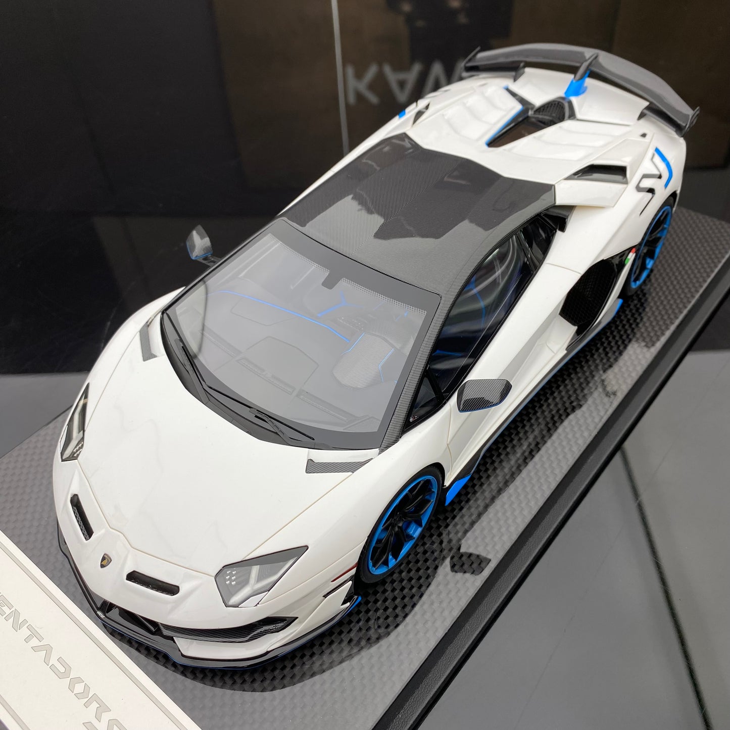 DM 1/18 Lamborghini SVJ Daniel limited edition car model ornament gift