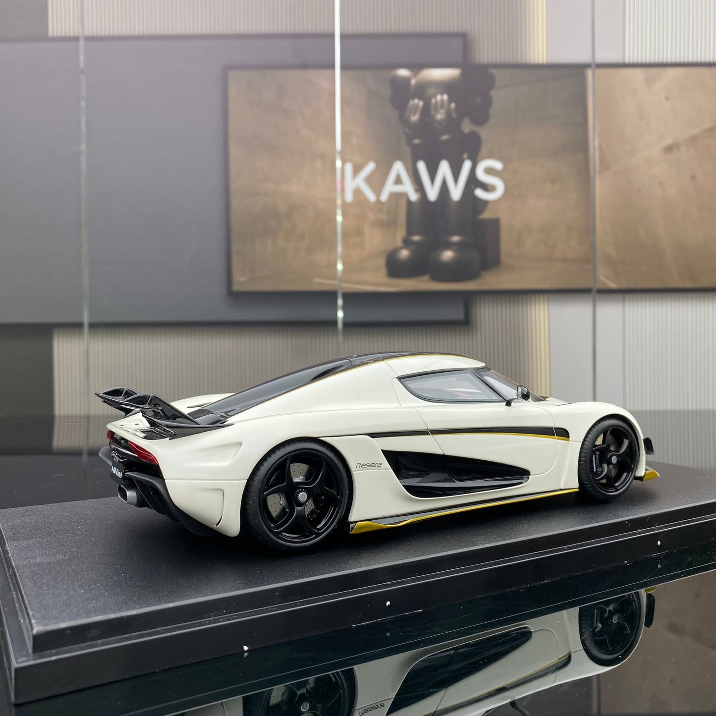 GT Spirit 1/18 Koenigsegg REGERA RECORD white resin car model ornament