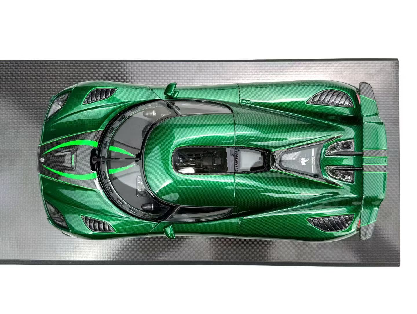 Frontiart 1/18 Fully Opening Koenigsegg Agera S (Green Carbon) — Limited to 50 Units Worldwide