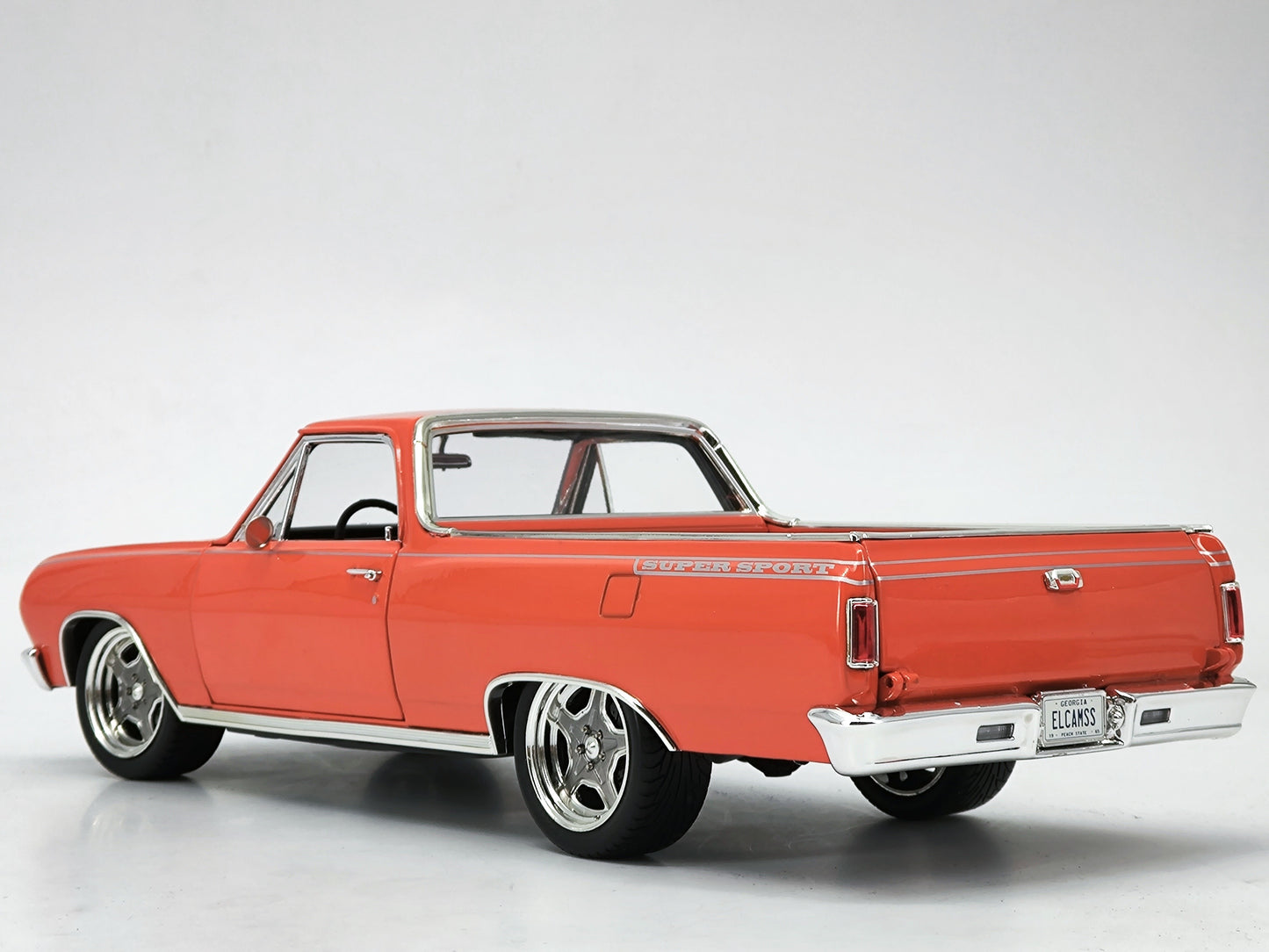 ACME 1/18 Chevrolet EL CAMINO SS CUSTOM CRUISER Car Model