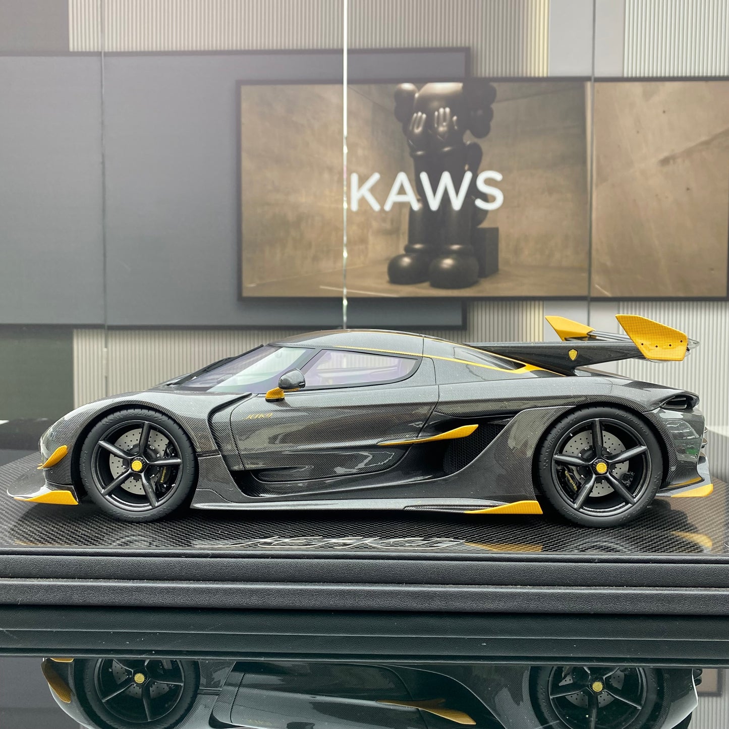 FRONTIART 1/12 Koenigsegg Jesko resin-sealed simulation car model