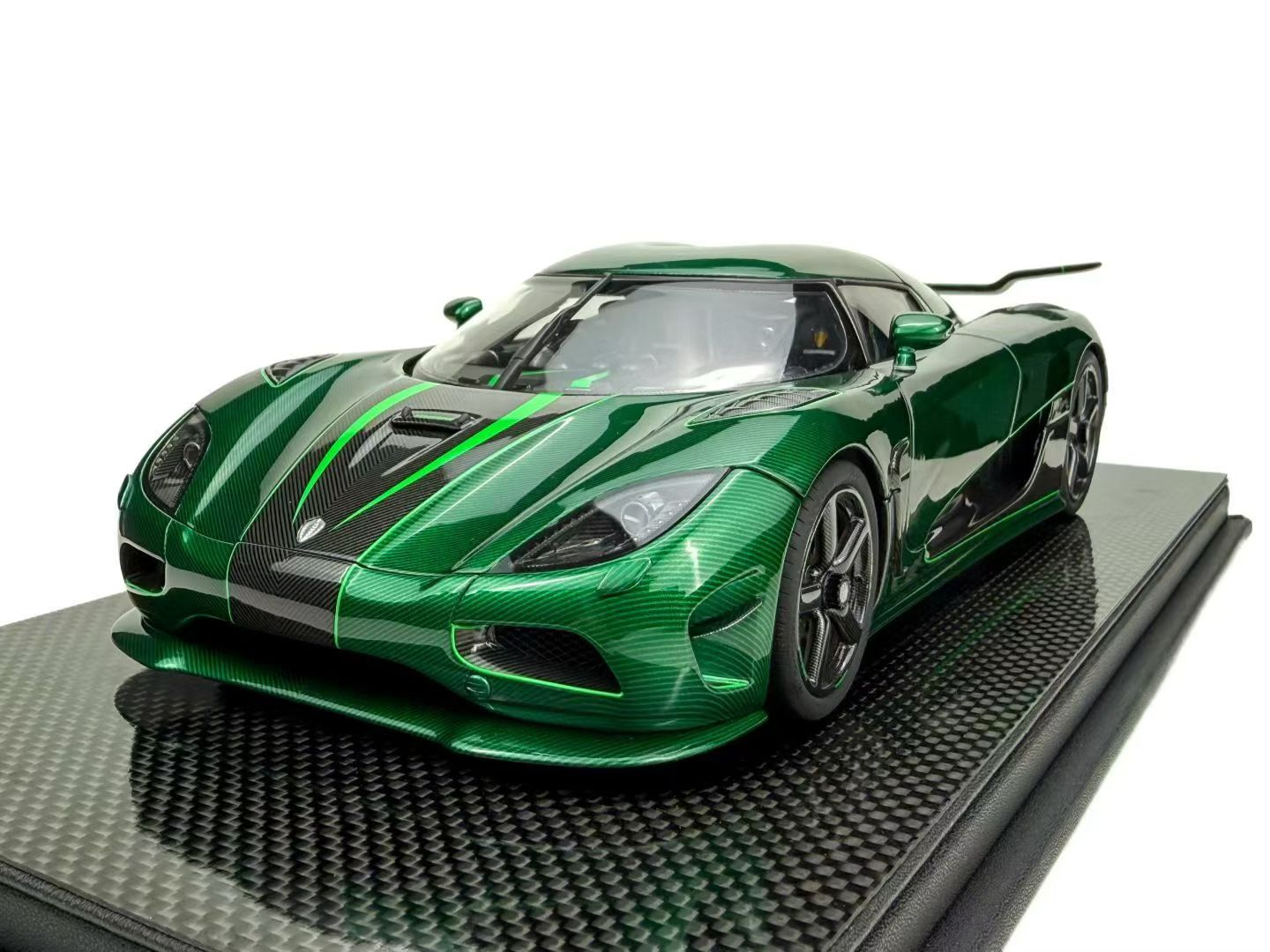 Frontiart 1/18 Fully Opening Koenigsegg Agera S (Green Carbon) — Limited to 50 Units Worldwide