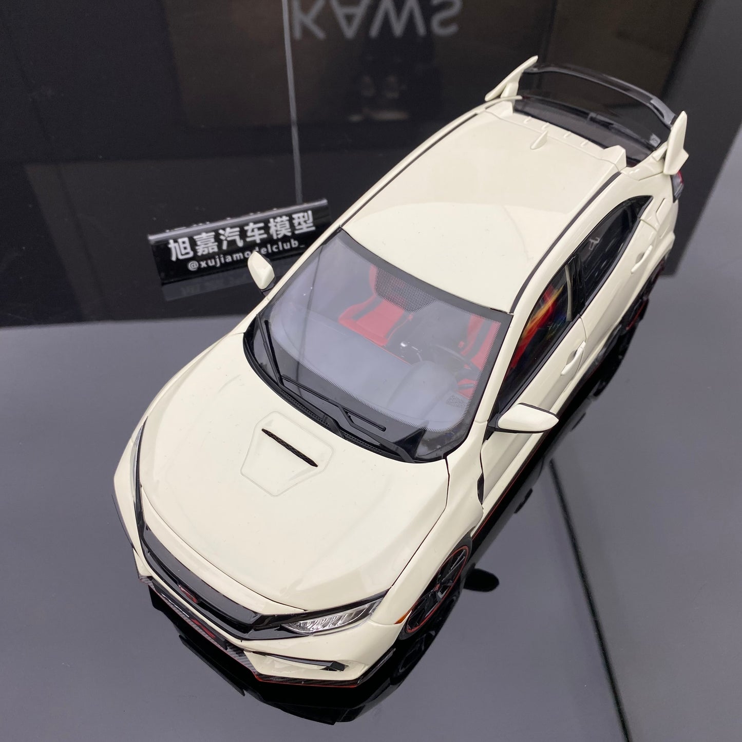 LCD 1/18 HONDA CIVIC TYPE R alloy full-open simulation car model ornaments