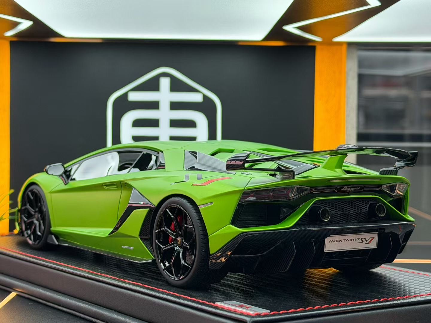 MR 1:18 Lamborghini Aventador SVJ Verde Alceo 98/99  DDJ097
