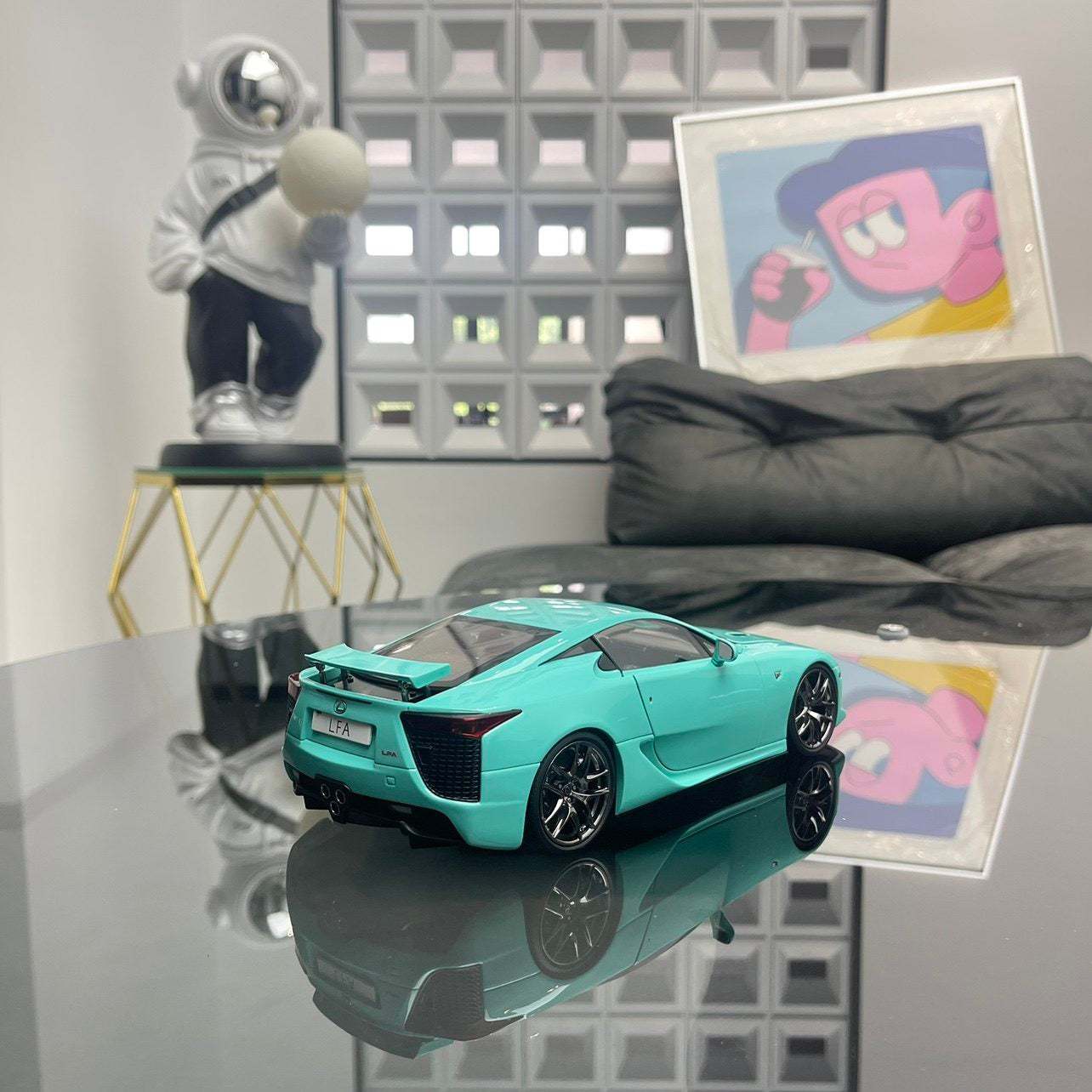 WELL 1/18 Lexus LFA Lexus Street Edition Alloy Simulation Car Model Collection