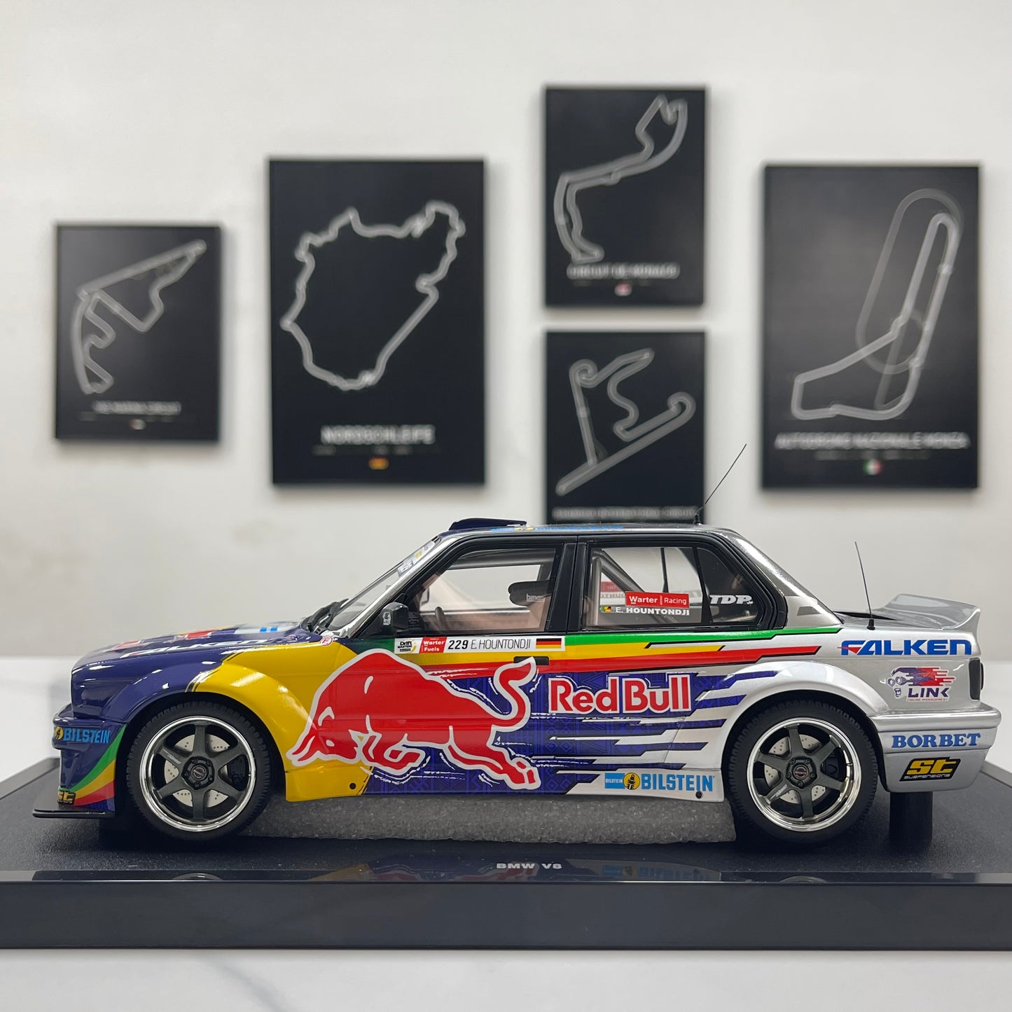 OTTO 1/18 BMW E30 V8 Drift – Purple Livery (OT486)