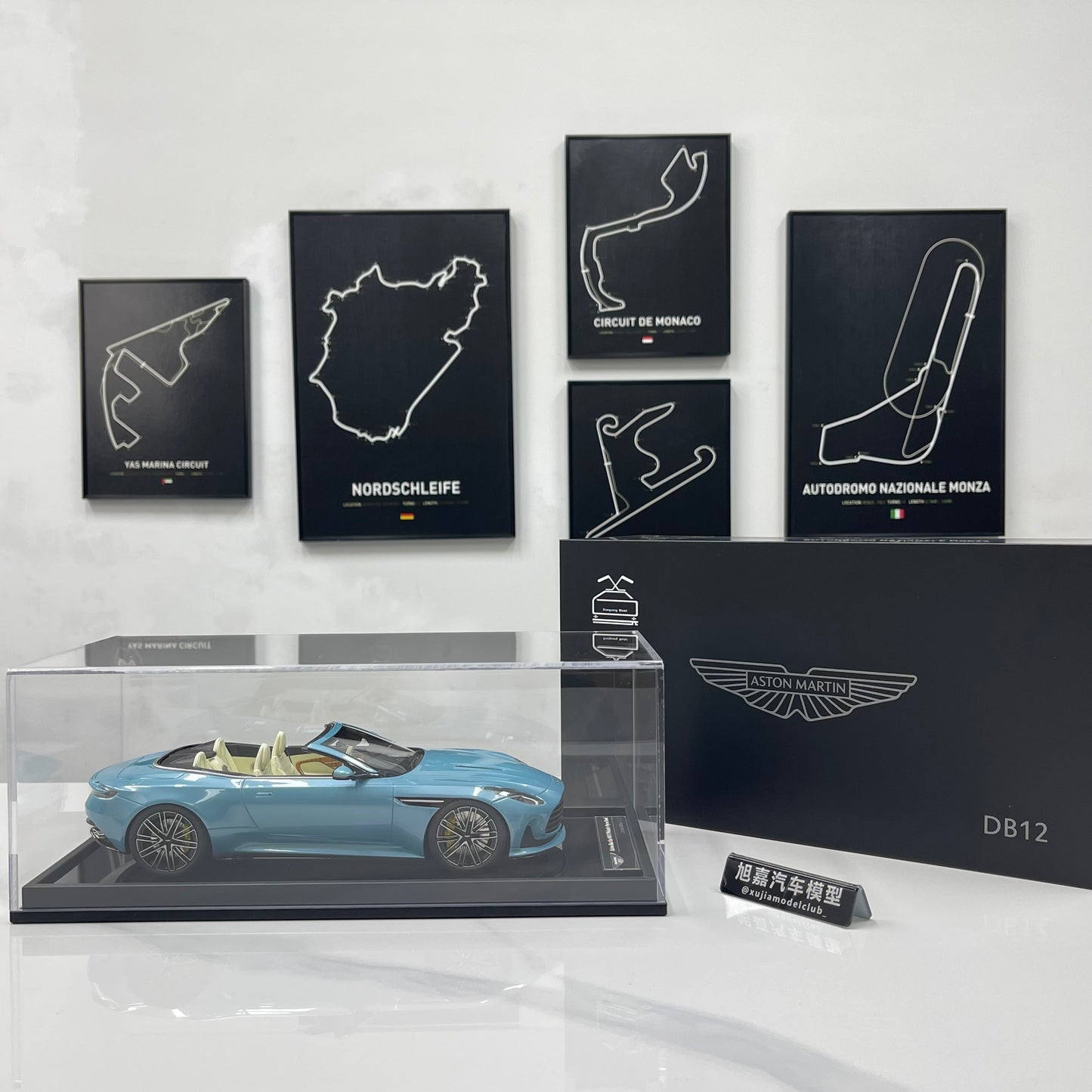 Xiaoguang Model & MotorHelix 1/18 Aston Martin DB12 Volante Convertible