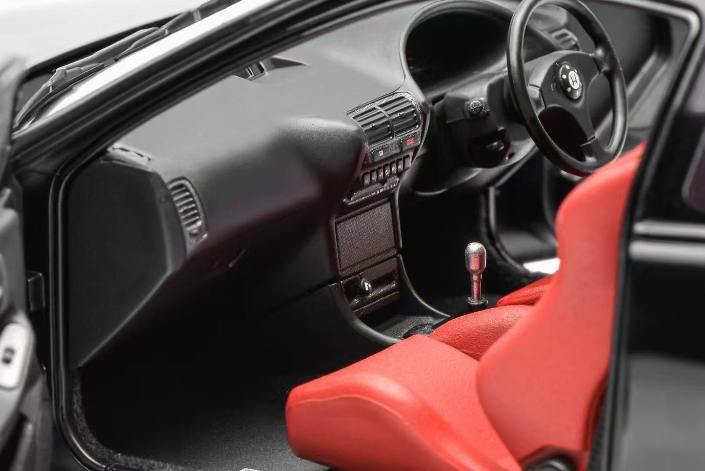 MOTORHELIX 1/18 alloy car model Honda Integra Type R (DC2) Pre-Facelift early version