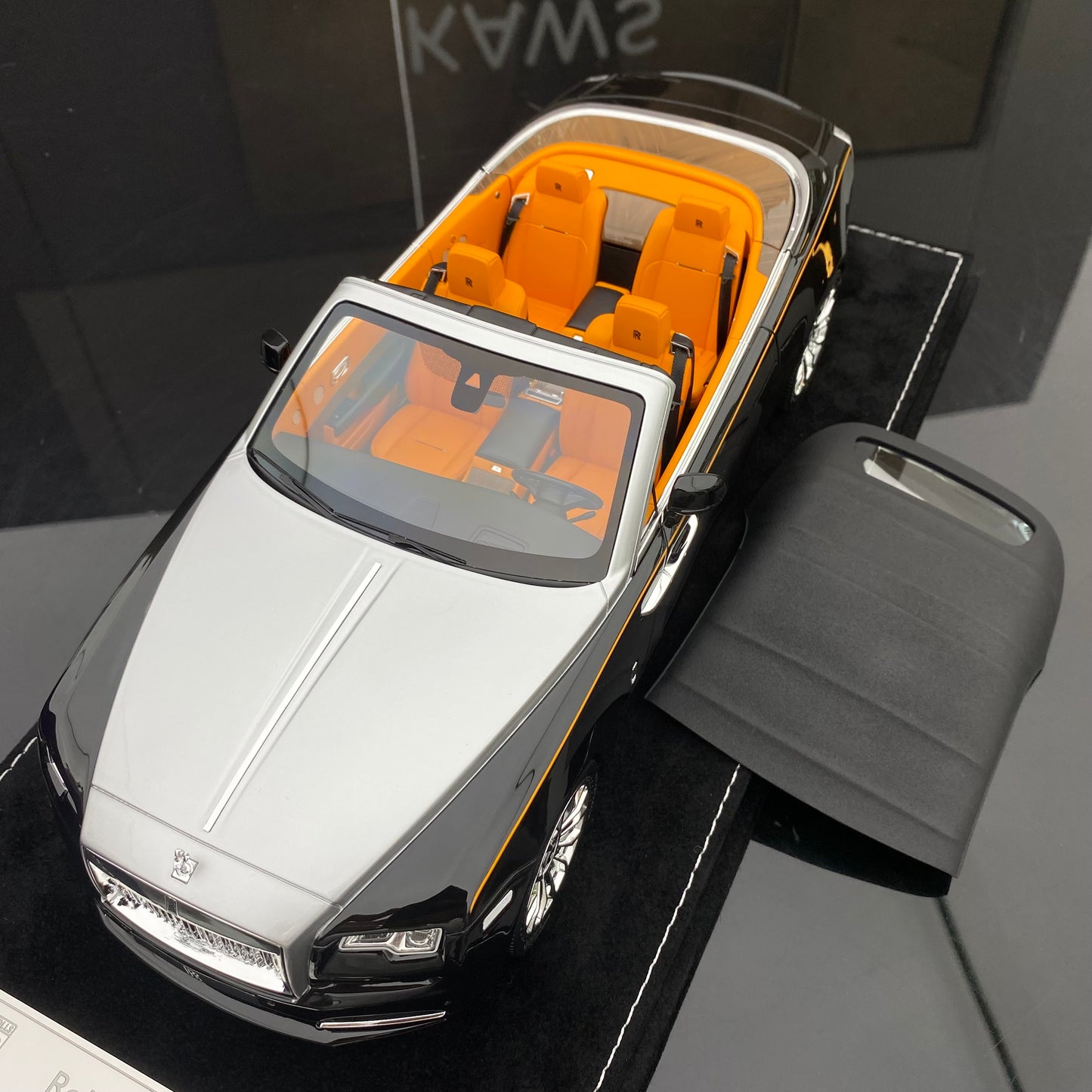 HH Model 1/18 Rolls-Royce Dawn Resin Simulation Car Model
