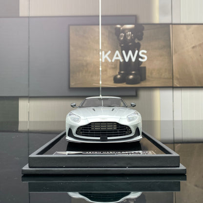 MH 1/18 Aston Martin DB12 COUPE limited edition car model gift