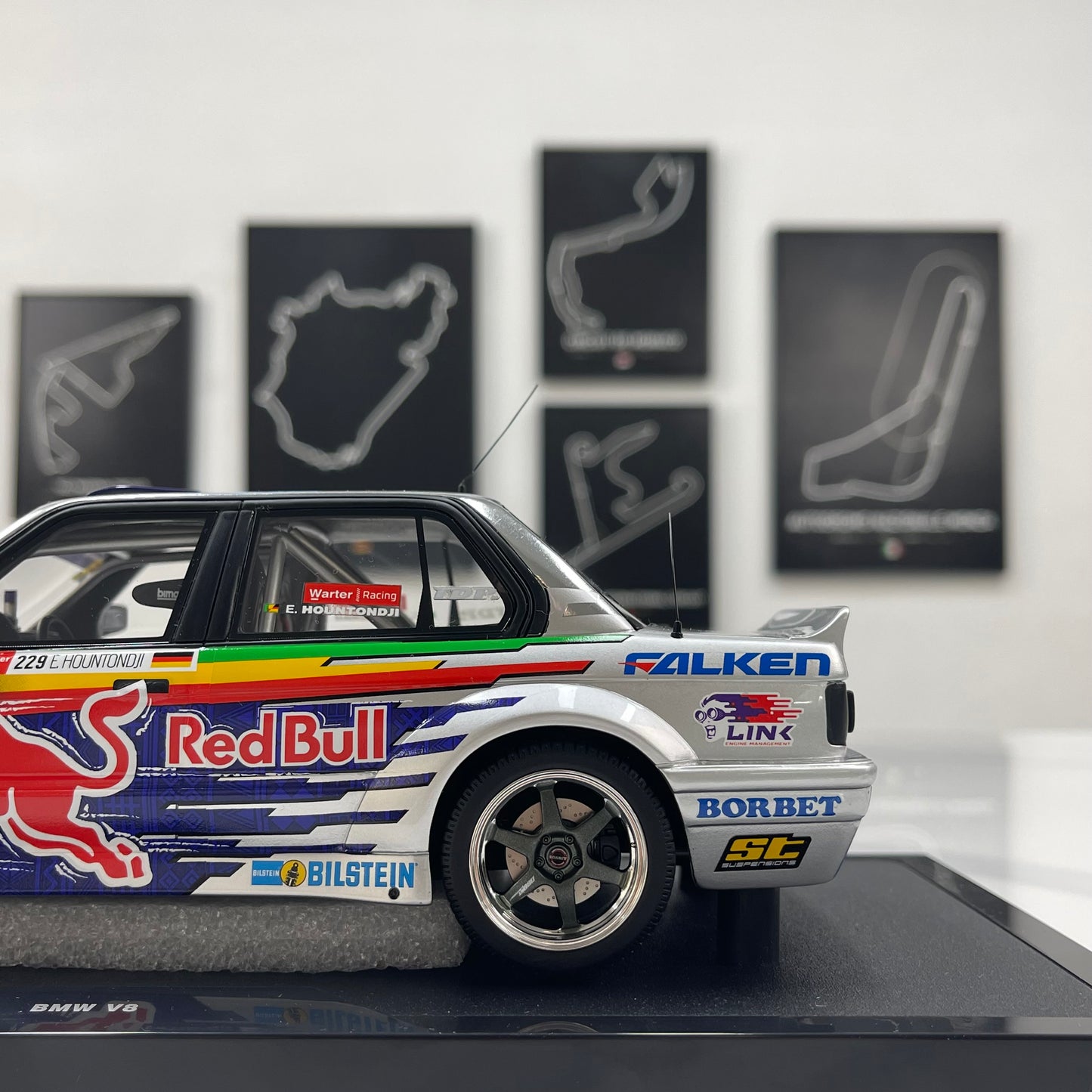 OTTO 1/18 BMW E30 V8 Drift – Purple Livery (OT486)