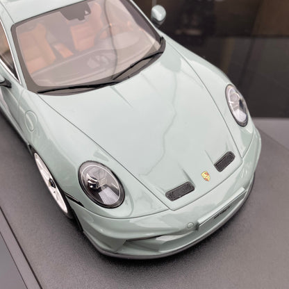GT Spirit 1/18 Porsche 911(992) S/T resin sealed car model ornaments