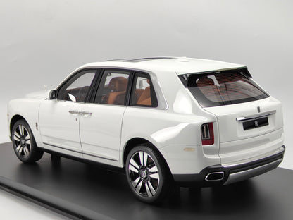 ZP 1/8 Rolls-Royce Cullinan Fully Open with Sunroof Lighted Version White High-end Car Model Ornaments