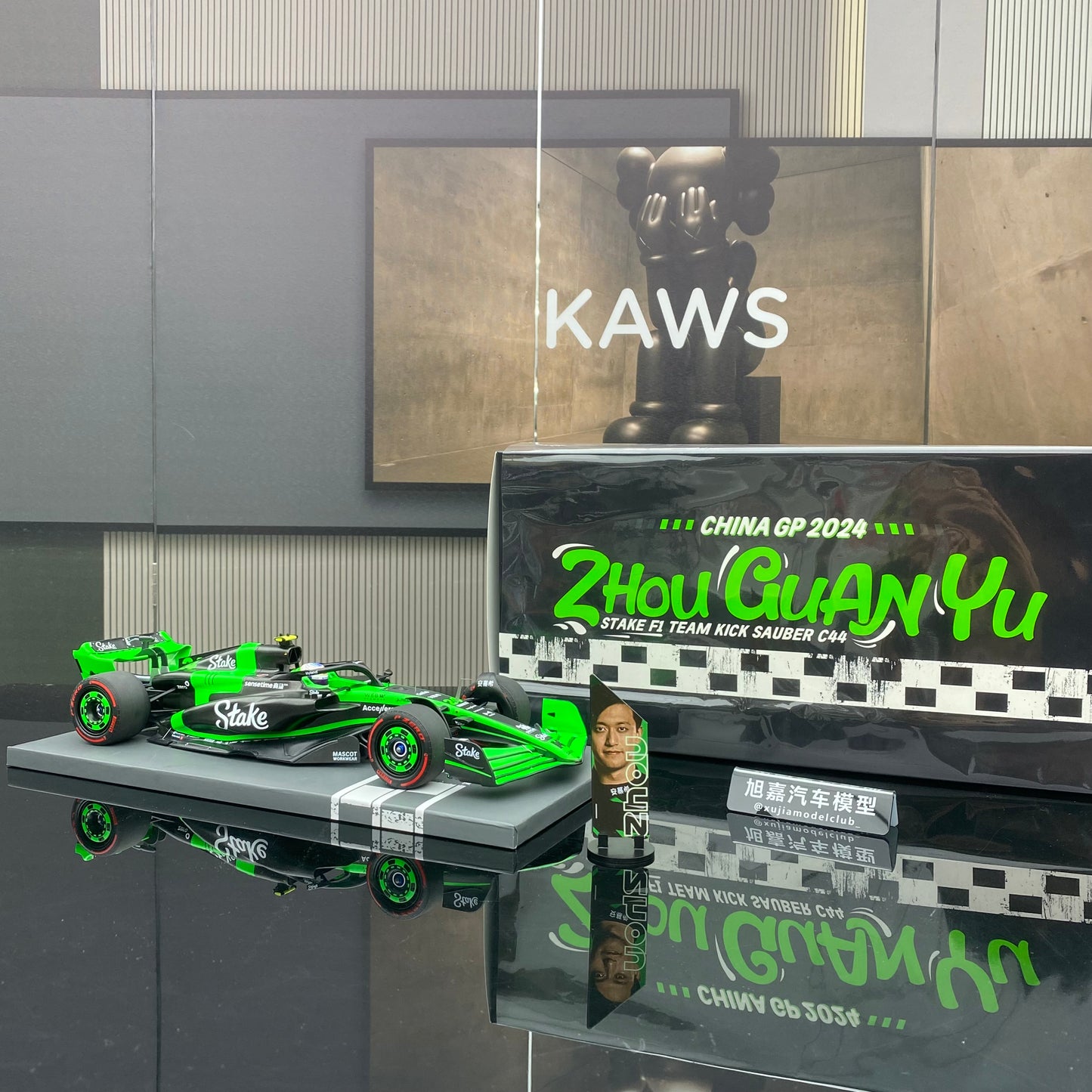 minichamps 1/18 STAKE F1 TEAM KICKSAUBER C44 Zhou Guanyu CHINAGP2024 Price 1368 147240524