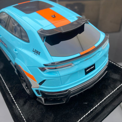 IVY Merit 1/18 Lamborghini URUS modified version resin sealed simulation car model ornaments