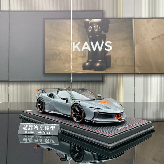 Ferrari SF90 XXStradale Nard Gray, edición especial, modelo de coche de simulación a escala 1/18