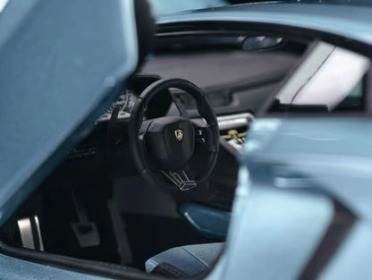 MCM 1/18 Lamborghini LP700 Resin Fully Opening Car Model