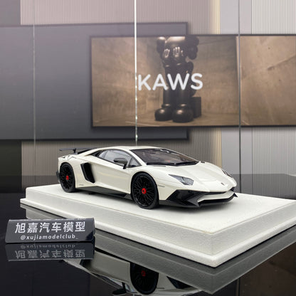 MAKE UP 1/18 Lamborghini Aventador LP750-4 SV limited edition car model