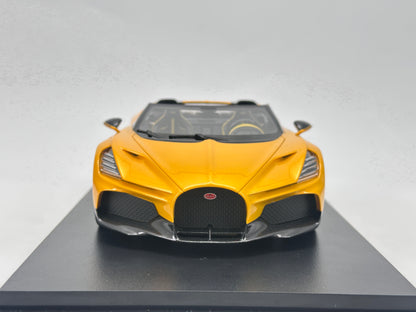TOPSPEED 1/18 Bugatti W16 Mistral Yellow Resin Car Model
