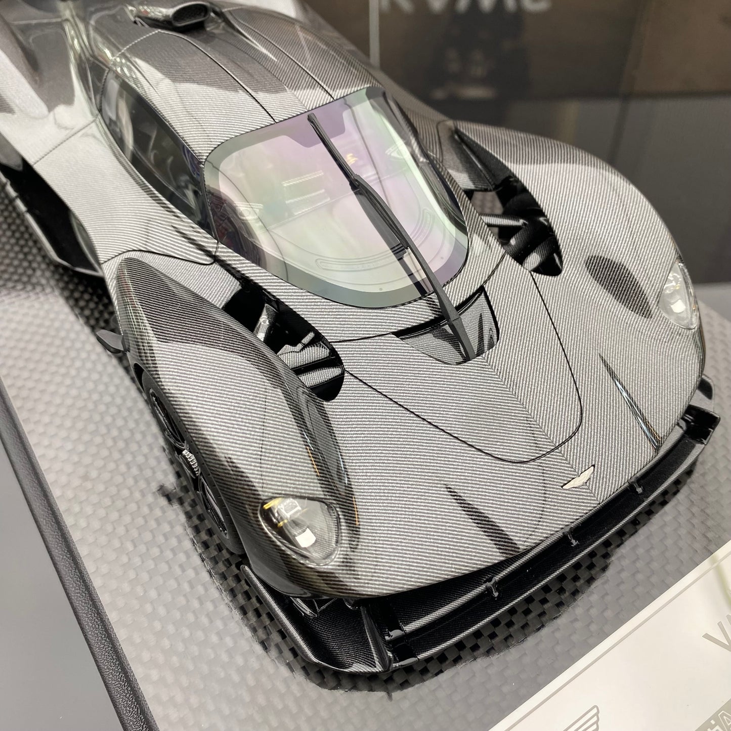 FRONTIART 1/18 FA Aston Martin Valkyire limited edition car model