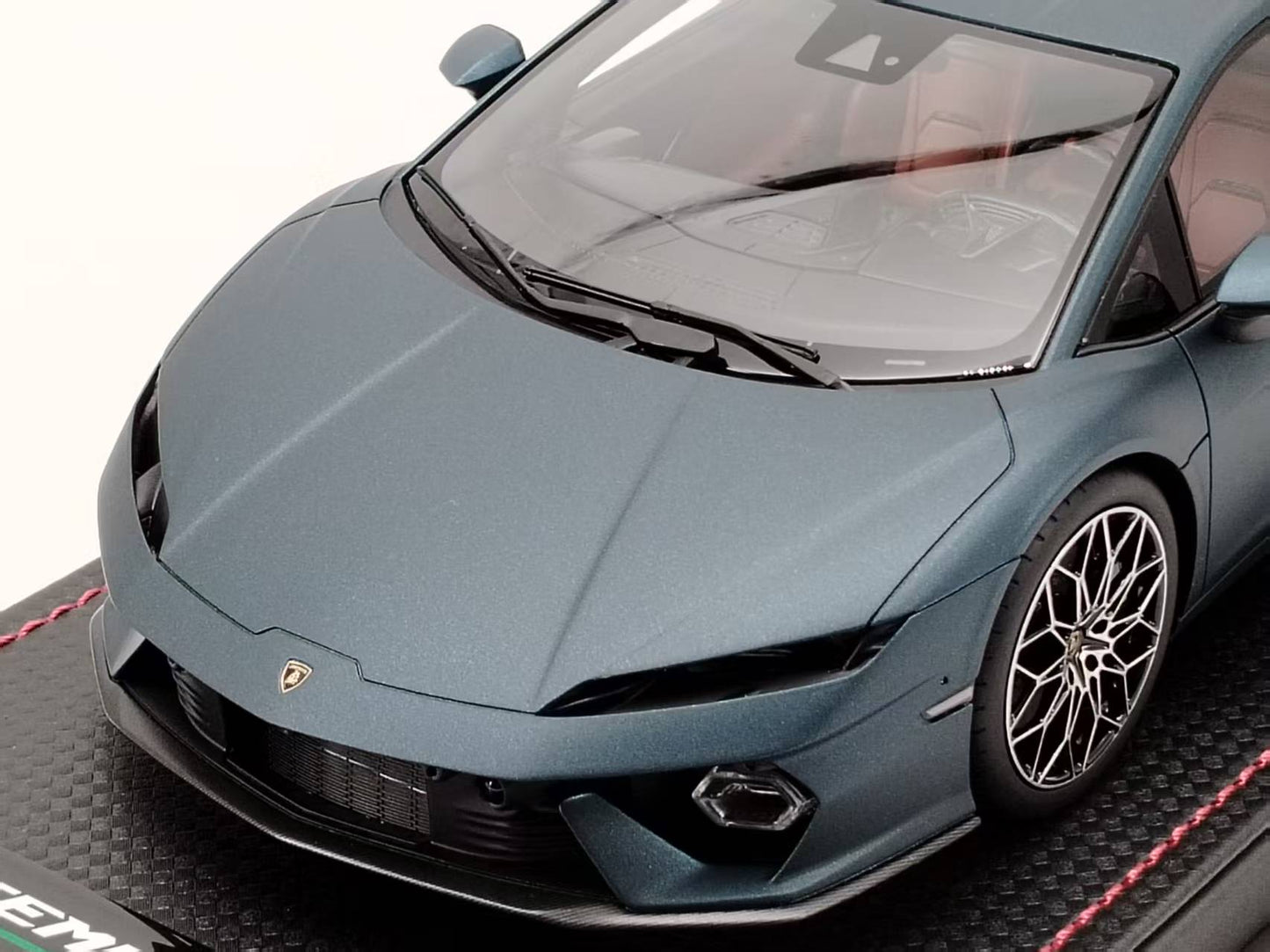 MR 1/18 Lamborghini New Calf Temerario Marinus Blue Resin Model LAMBO062B
