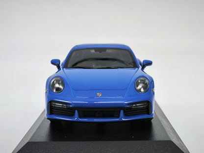 MINICHAMPS 1/43 Porsche 911 turbos alloy car model