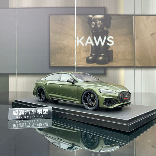 GT Spirit 1/18 Audi RS 5 COMPETITIONE green simulation car model ornaments
