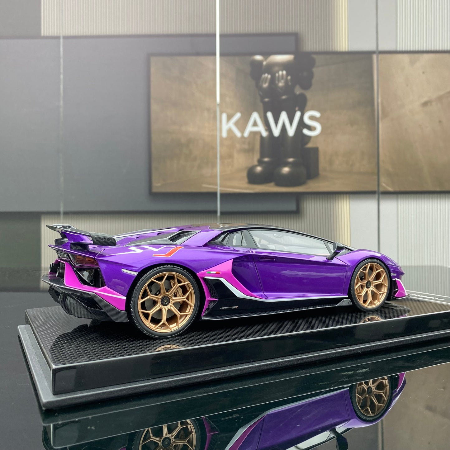 DM 1/18 Lamborghini SVJ Daniel limited edition car model ornament gift