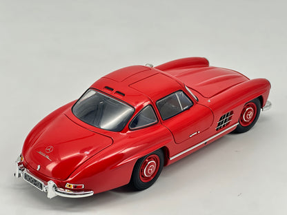 MINICHAMPS 1/18 Mercedes Benz 300SL Full Open Red Simulation Car Model 183039004