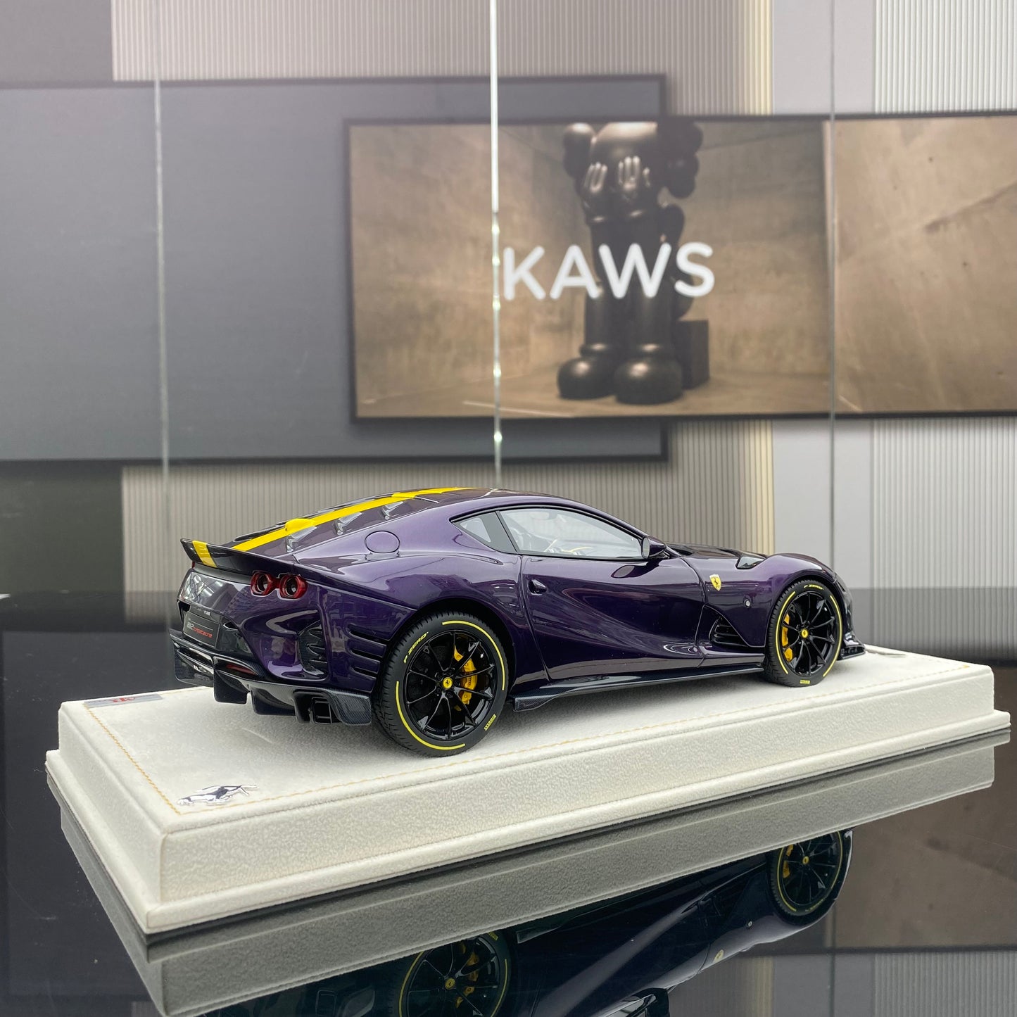 MR 1/18 Ferrari 812 Competizione Hong Kong Purple Limited Edition Car Model
