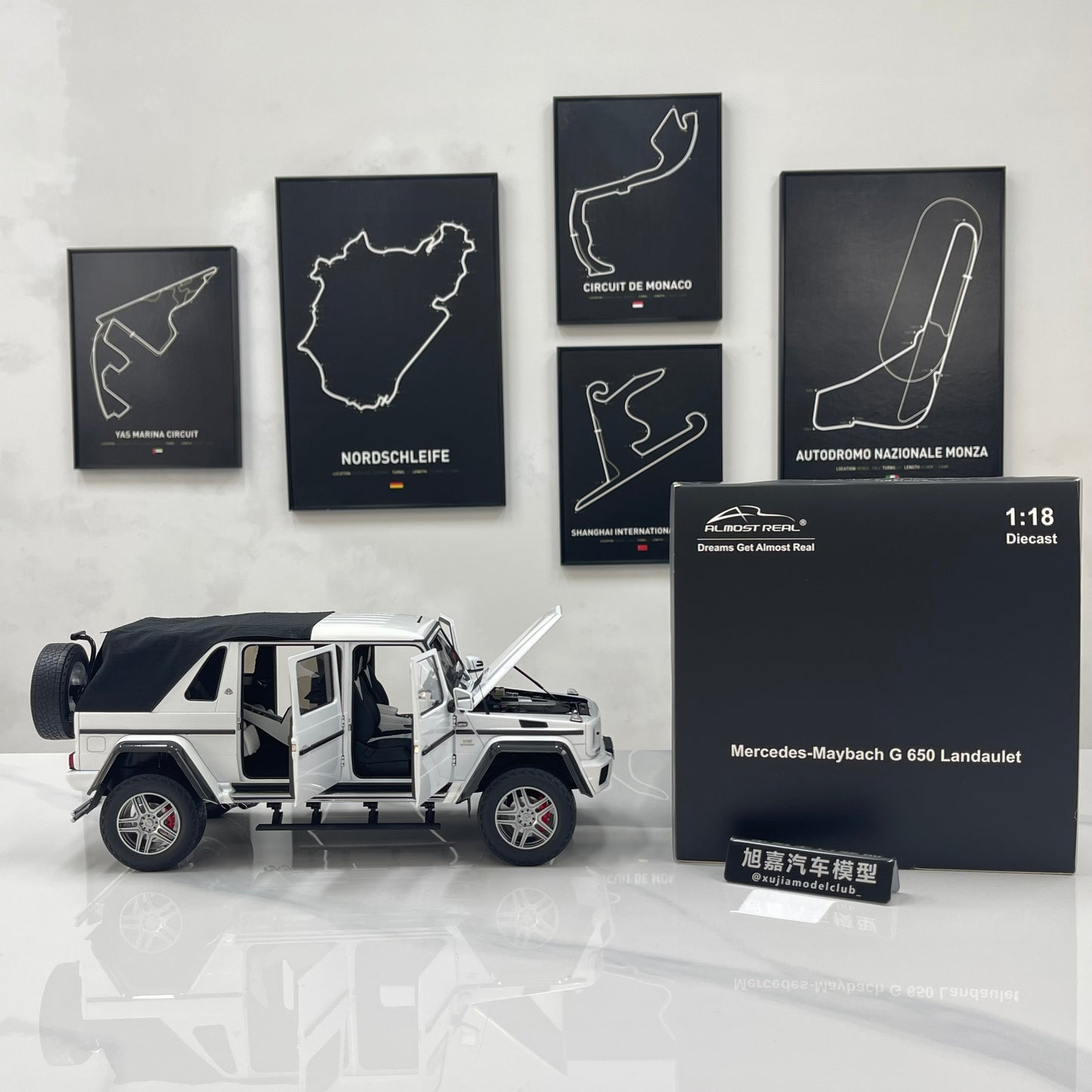 Almost Real 1/18 Mercedes-Benz G 650 Landaulet – Metallic White (820213)